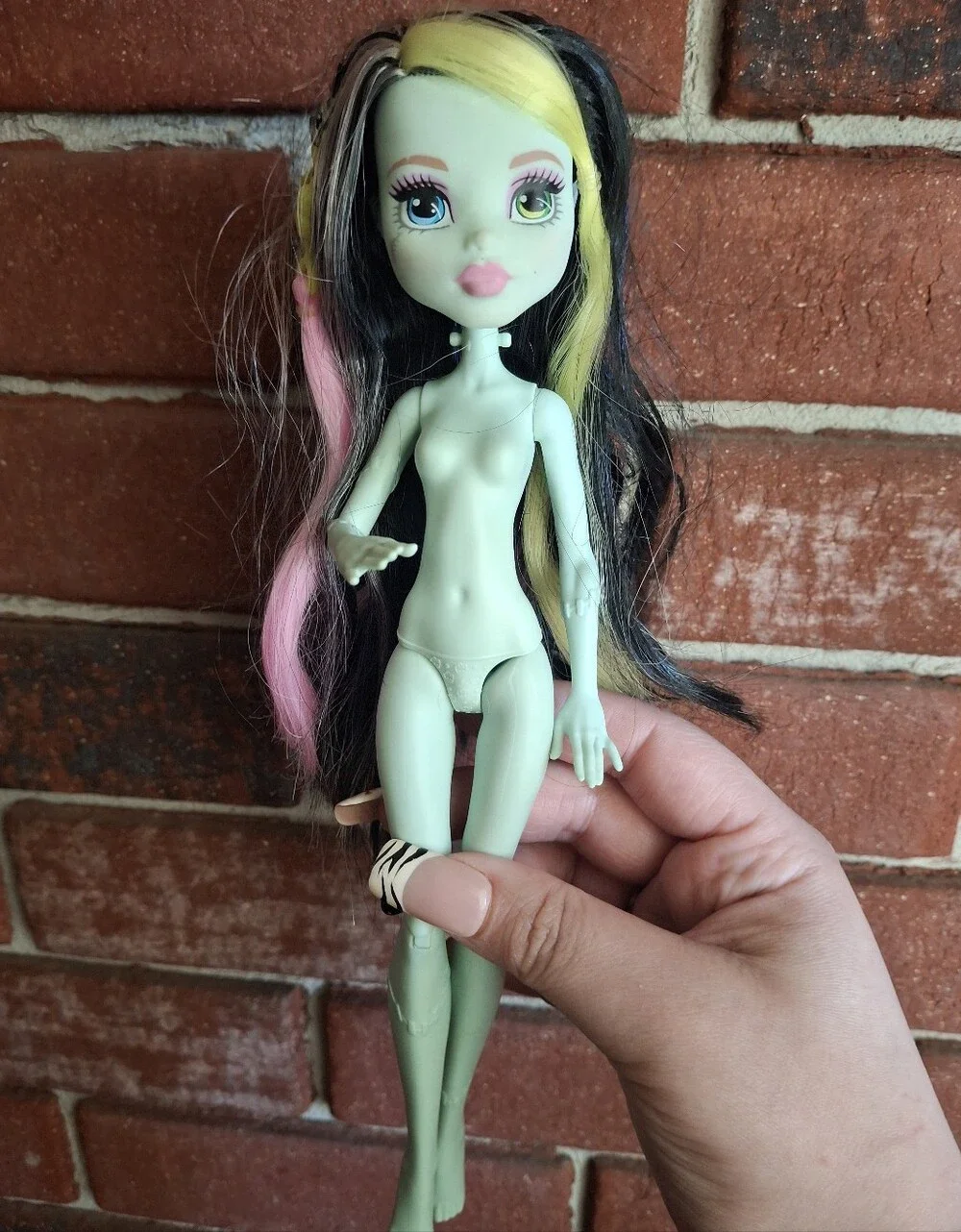 Monster High Frankie Stein doll G2